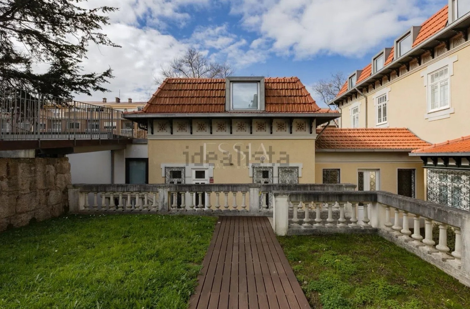 Terraço vazio antes da MoveIn o mobilar